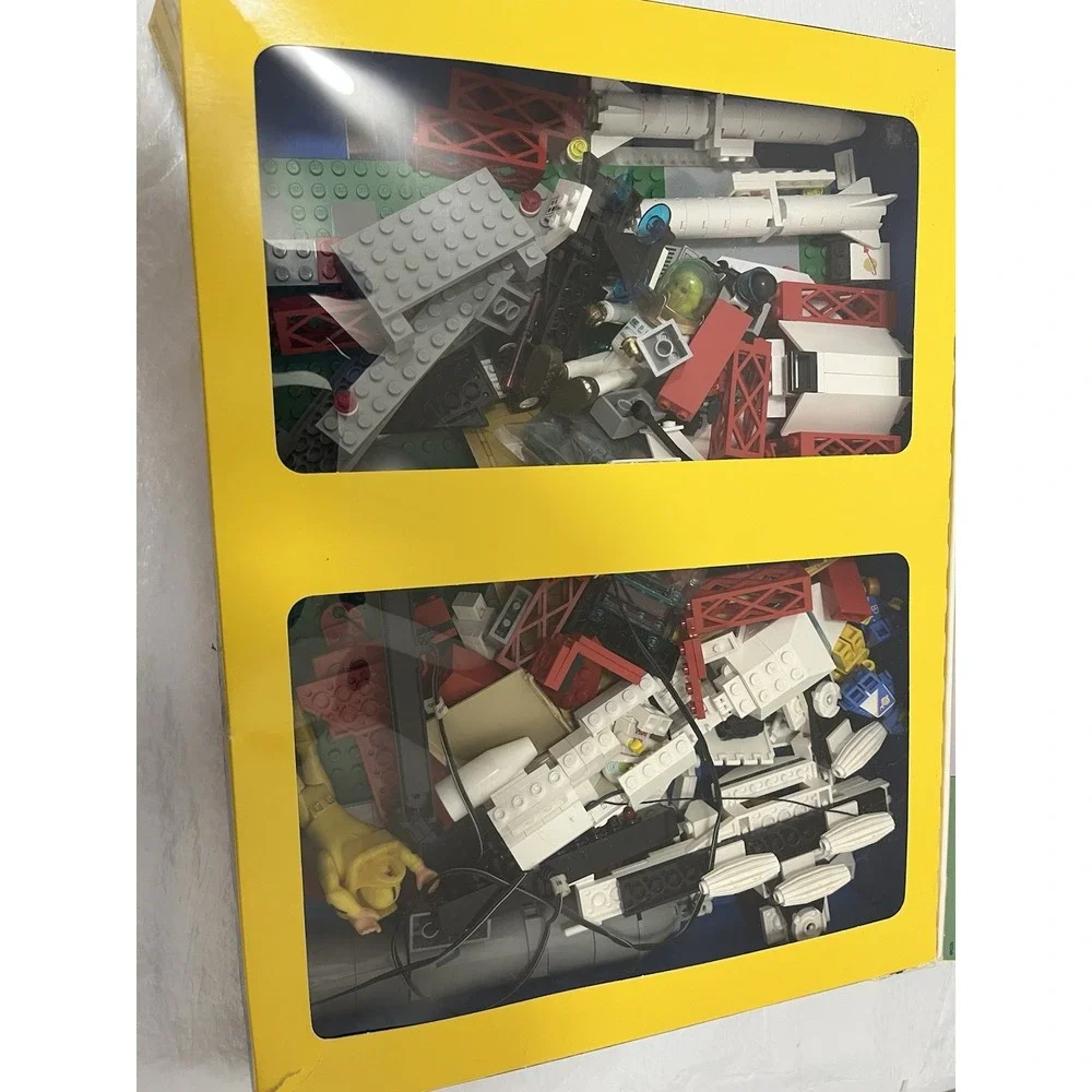 LEGO Town: Space Shuttle Launch (1682) Complete w/ Retail Box 1990 Set